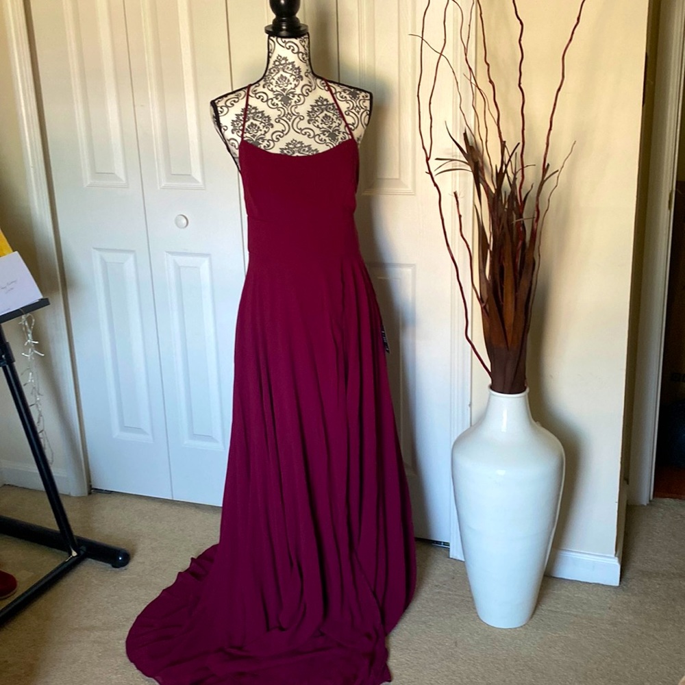 Lulu’s Maxi Dress - Picture 2 of 6